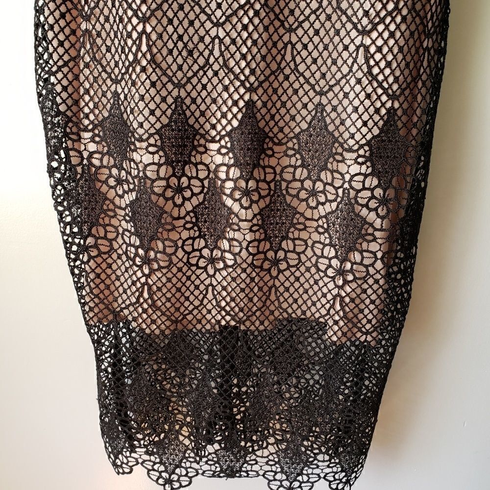 NWT BISOU BISOU BLACK LACE BODYCON MIDI DRESS SZ 8 - Picture 4 of 8